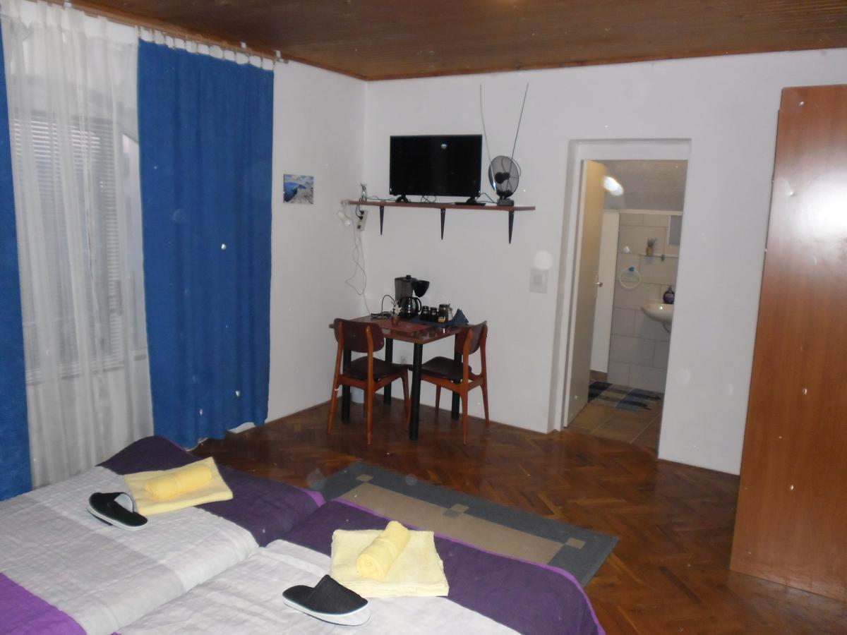 Rooms Mila Rezovac Eksteriør bilde